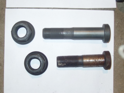 Шпилька колесная передняя с гайкой L=90 M23 H2/H3 HOWO (ХОВО) 199000410104 фото 1 Тольятти